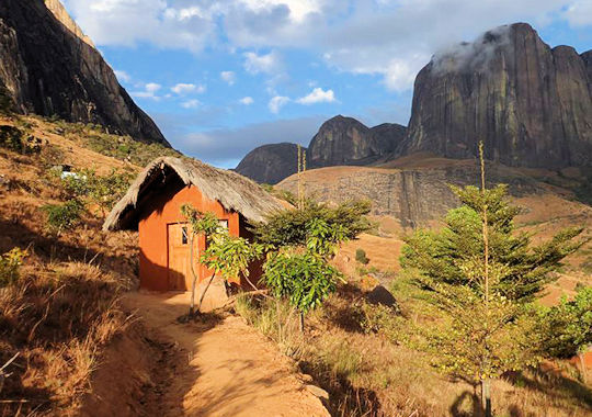 Chalet bij Tsarasoa Lodge in de Tsaranoro vallei