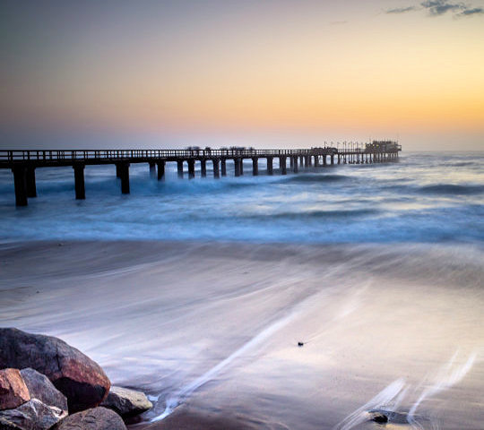 Pier bij Swakopmund tijdens rondreis door Namibie