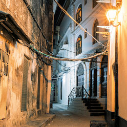 Straatje in Stone Town op Zanzibar 1