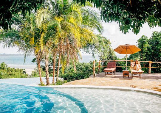 Zwembad bij Fundu Lagoon Lodge Pemba eiland