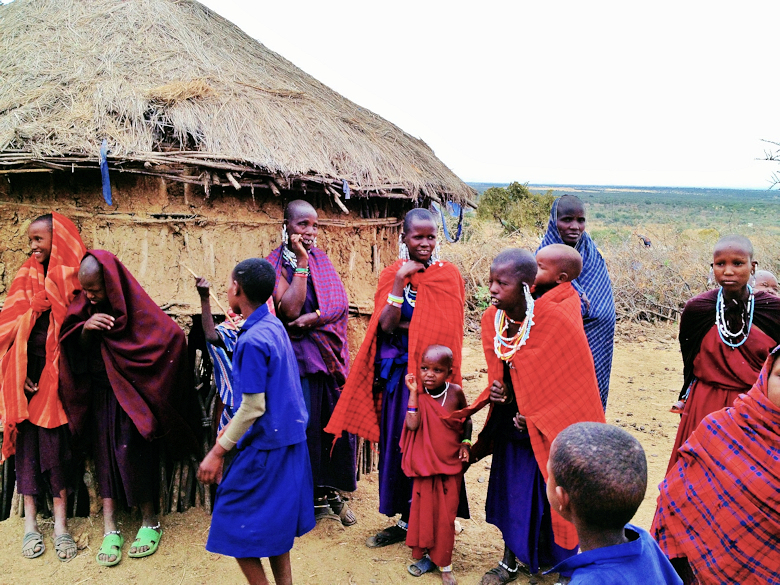 Bezoek aan Masai dorp tijdens rondreizen Tanzania